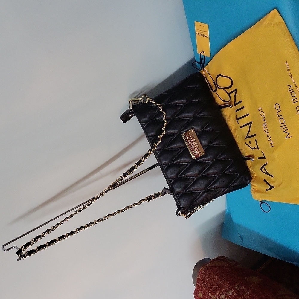 NWT Valentino Sauvage Vanille Diamond Quilted Black Shoulder Bag
